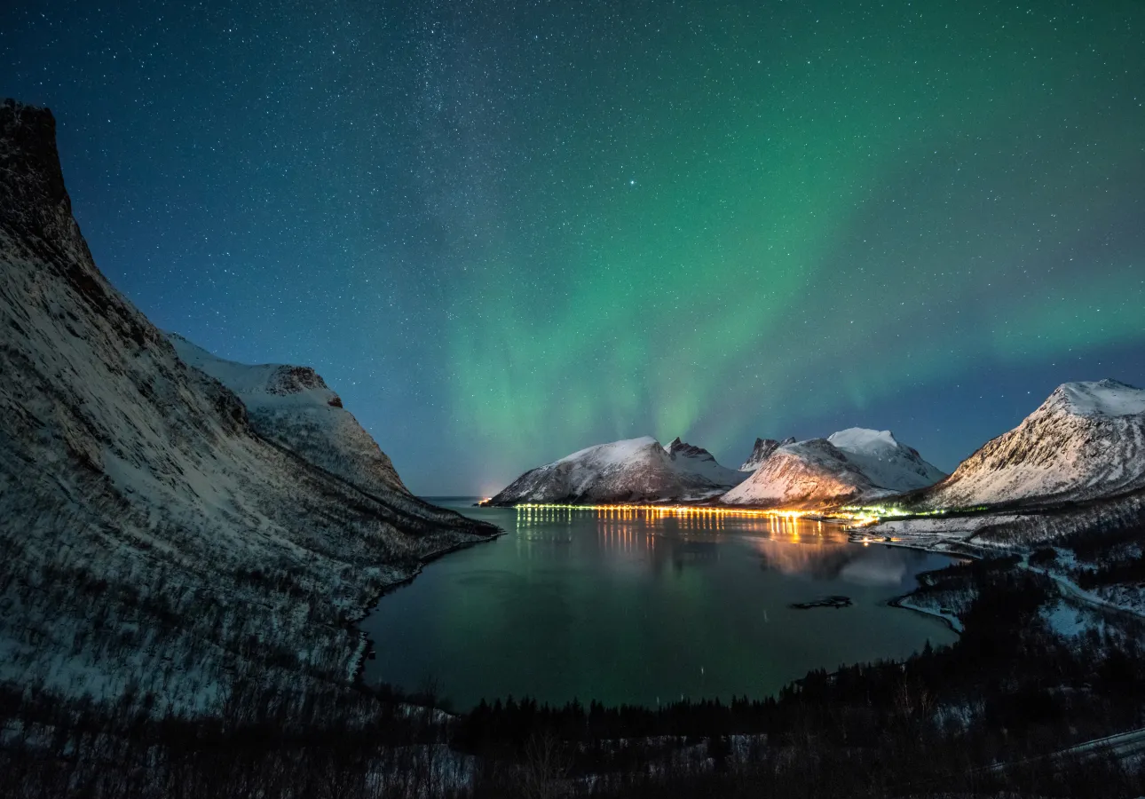 Bergsbotn Vinter Nordlys Dag A Larsen 