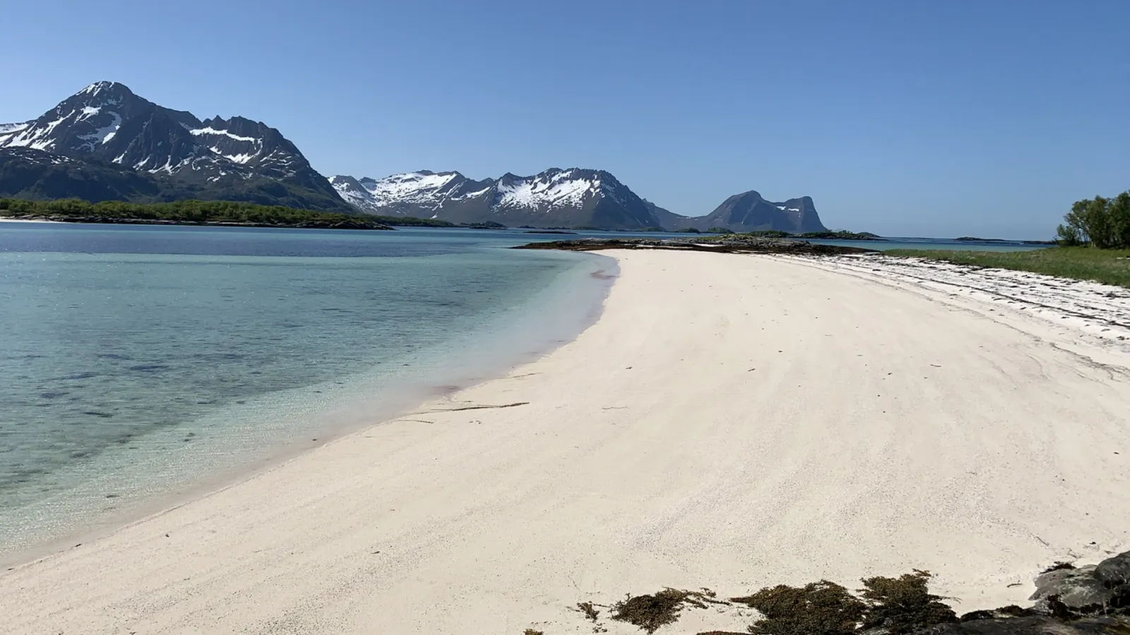 Strand-Færøya- Bergsfjord-Senja - Basecamp Senja