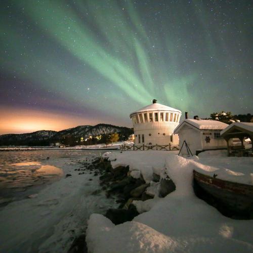 Lighthouse @ Norwegian Wild
