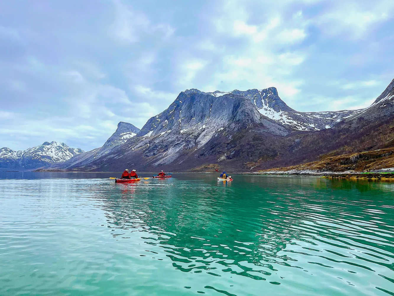 Guidet Kayaking in Ånderdalen National Park