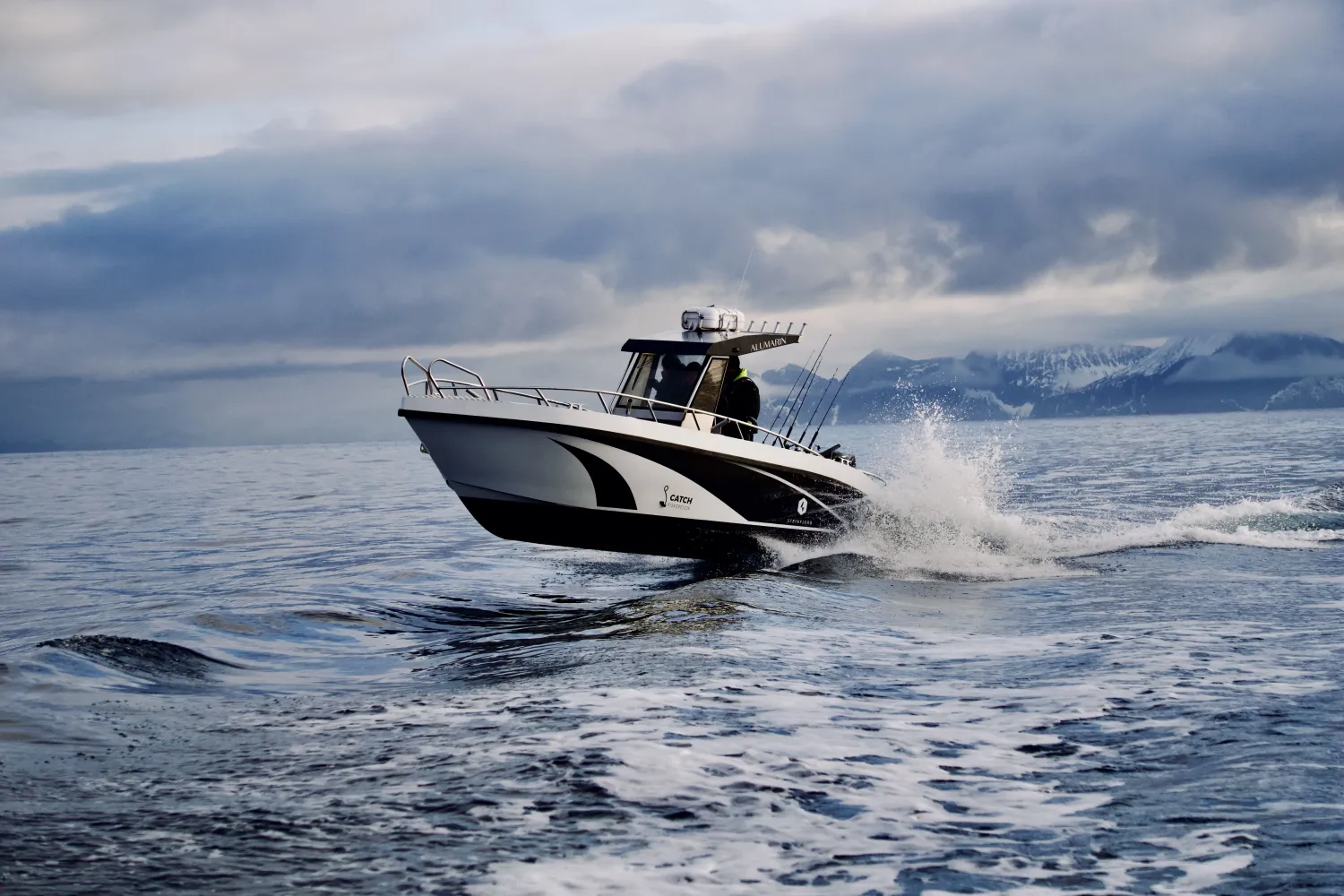 Guidet havfiske og båtopplevelser