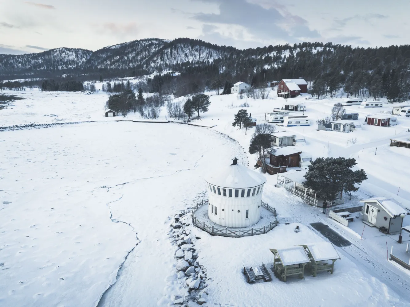 Arktisk Sauna med fjordpanorama