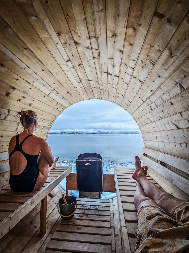 Gjester nyter ro og stillhet i sauna