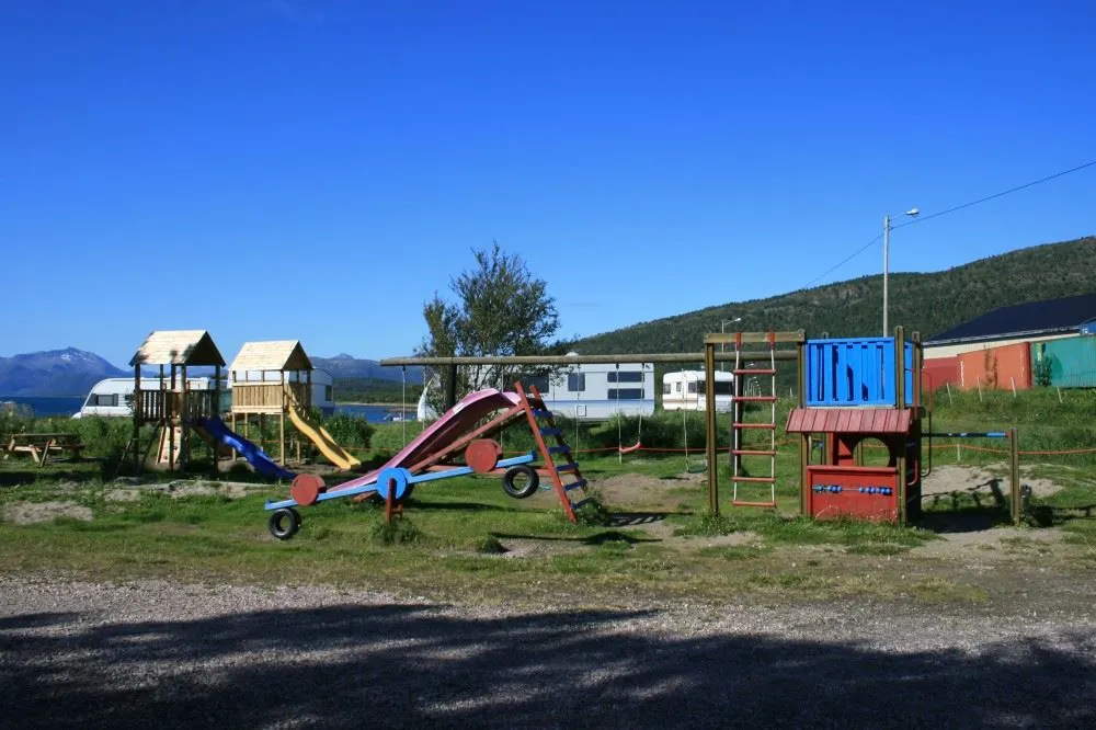 Skatvik Camping