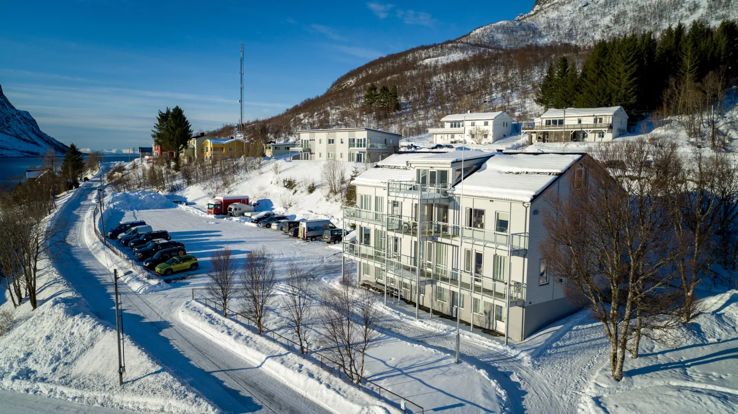 bilder fra drone over Torskensenteret