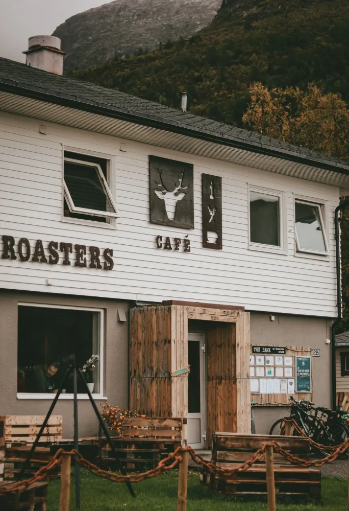 Senja Roasters Café
